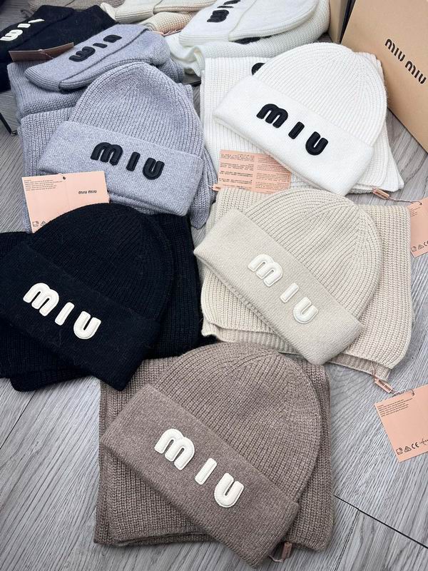 MiuMiu scarf hat 2pcs 1230